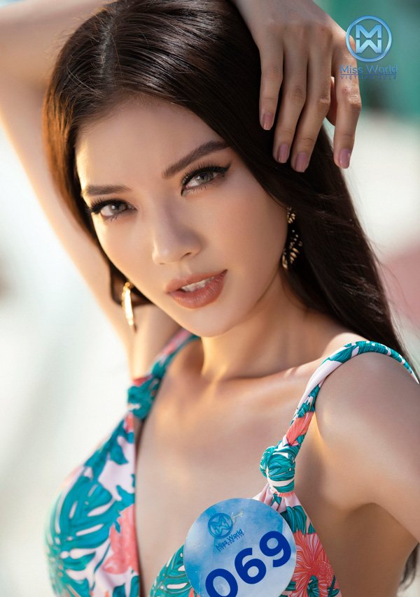 Thí sinh Miss World Việt Nam thiêu đốt ánh nhìn với bikini 2 mảnh