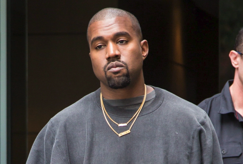 Balenciaga thông báo dừng hợp tác với Kanye West