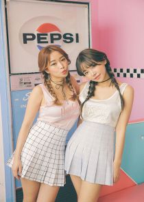 Diện choker lung linh cho mùa hè xinh xắn