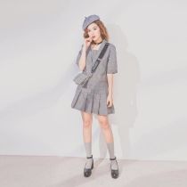 Những tips phối đồ đơn giản giúp cô gái chân ngắn