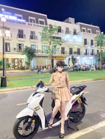 SH độ hết bài của bóng hồng 9X phong cách