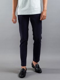 Mách bạn bí quyết giúp giặt Quần Kaki không phai màu cực hiệu quả