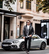 9 cách phối đồ nam đơn giản mà chất chơi cùng quần jeans đen phong cách