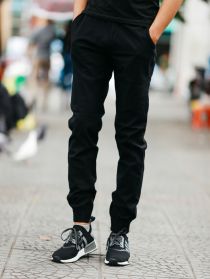 Mẹo phối đồ cùng quần jogger nam cá tính