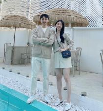 Lên đồ Valentine đơn giản tôn dáng như cặp đôi hàng
