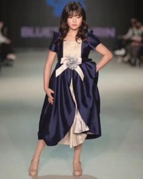 3 thiên thần nhí ‘The Return Of Superman’ trên sàn catwalk