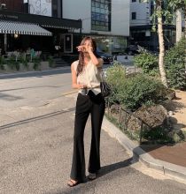 Công thức ‘xịn sò’ để diện quần âu tối màu