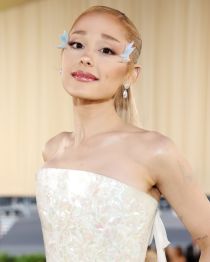 Nhan sắc 10 beauty look đẹp nhất Met Gala 2024
