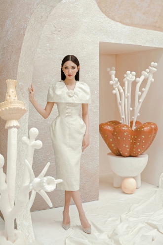 Phong cách thời trang ngọt ngào của Hoa Hậu Thùy Tiên
