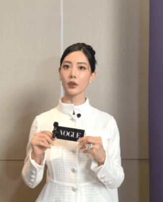 Bí quyết dưỡng nhan của biểu tượng gợi cảm của showbiz Hàn