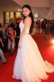 Ngô Thanh Vân yêu kiều trên thảm đỏ mở màn show thời trang