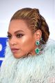 Những kiểu trang điểm đẹp nhất VMAs 2016