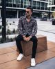 4 gợi ý phối áo sơ mi hoa lá cho anh chàng ưa style độc đáo