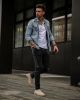 Tết nay sắm ngay giày chelsea boots da lộn vì “vừa dễ phối đồ phong cách