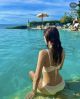 Biểu tượng nhan sắc Hàn Quốc khoe body tuyệt đỉnh ở bể bơi